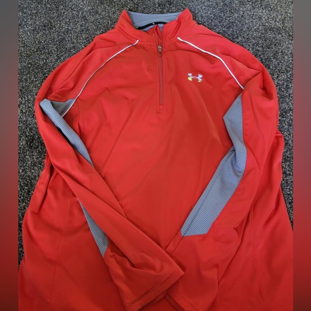 Men’s under Armour quarter zip pullover